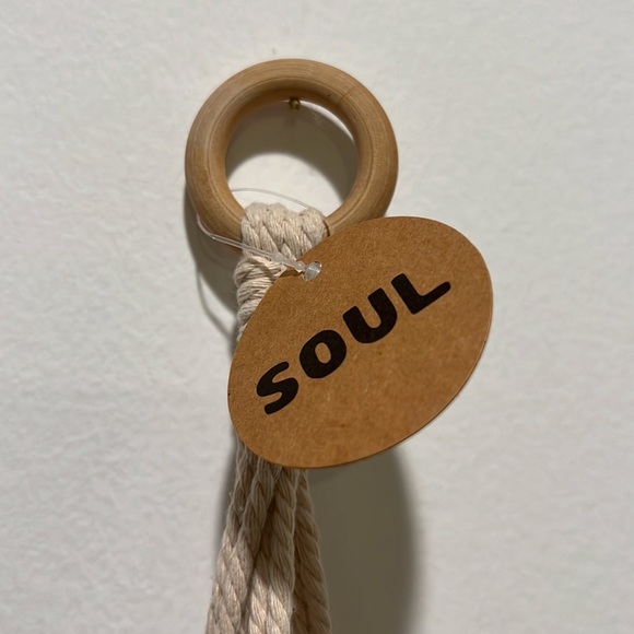 NWT 36” beaded plant hanger, pot not included - Picture 6 of 7